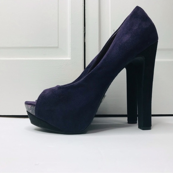 HEART IN D Purple Open Toe Suede High Heels Size 9❗️PRICE IS FIRM❗️ - Picture 1 of 9